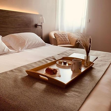 Kyriad Saint Chely D'Apcher - Aire De La Lozere Albaret-Sainte-Marie Ngoại thất bức ảnh